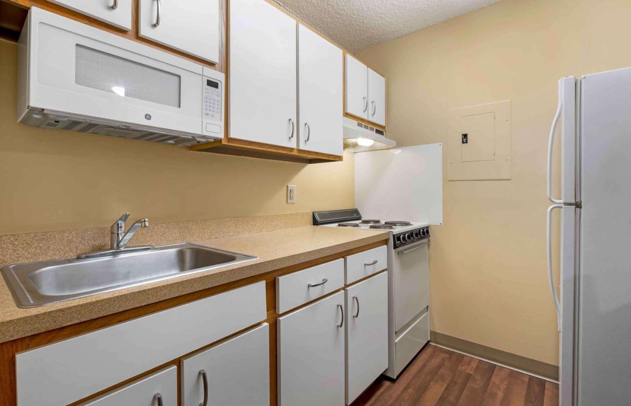 Extended Stay America Suites - Cincinnati - Blue Ash - Reagan Hwy Zewnętrze zdjęcie